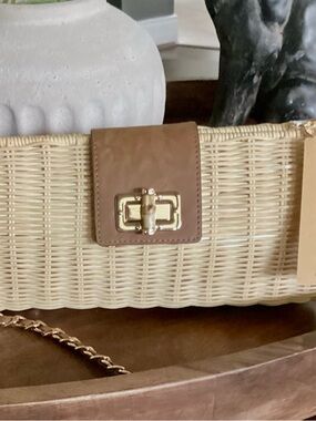 Brand New Tommy Bahama Resort Wicker Clutch